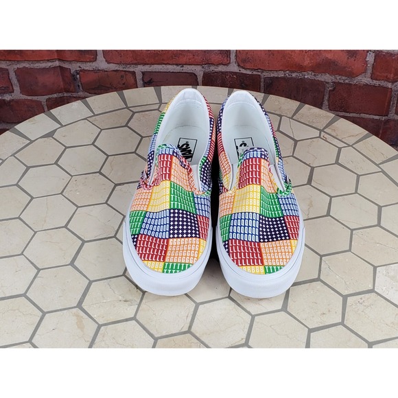 New Adult Men Vans X‎ Pride Month Parade Slip-On Sneaker Mens Size 11.5 Rainbow - Picture 3 of 8